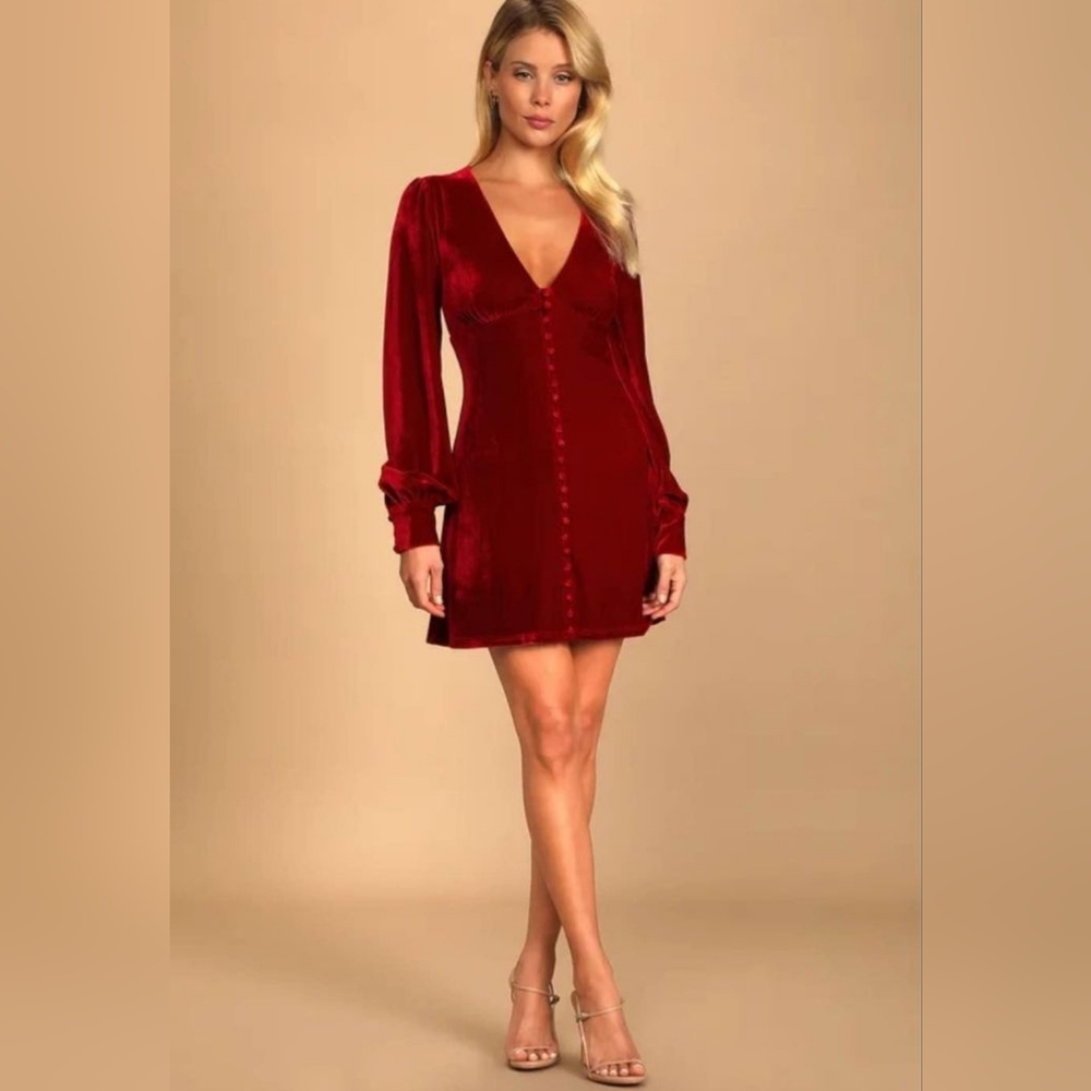 Lulu's Velvet red  ♥️ dress